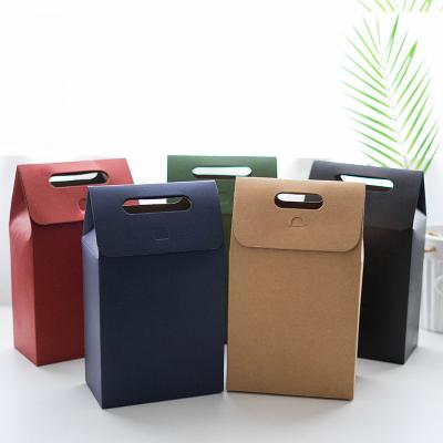China 40g Wrapping Wedding Present Colored Kraft Paper Gift Boxes for sale