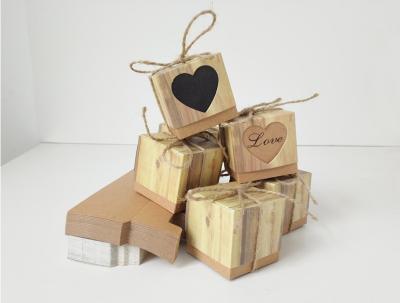 China Telhado para fora do laser de papel da grão de madeira corte caixas do favor do casamento à venda