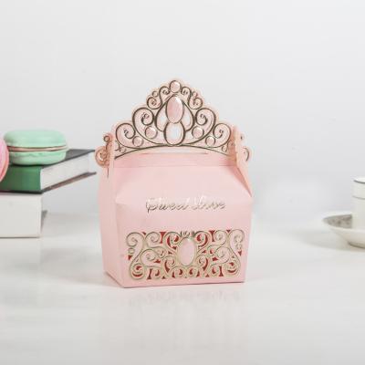 China 230g Whitecard Elegant Crown Childrens Wedding Favour Boxes for sale