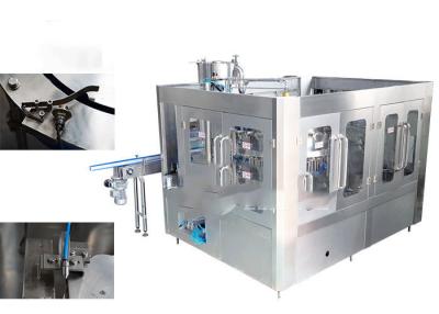 China 3 giratórios em 1 máquina de engarrafamento carbonatada Monoblock da bebida à venda