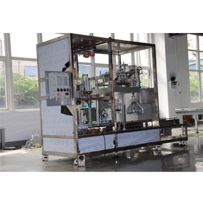 China 0.6MPa Oil Filling Machine , Environmental Filling And Capping Equipment for sale