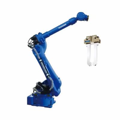 China Carga útil robótica industrial de AXIS 120kg del brazo 6 de YASKAWA GP180-120 para el robot de la manipulación de materiales con el agarrador de Schunk en venta