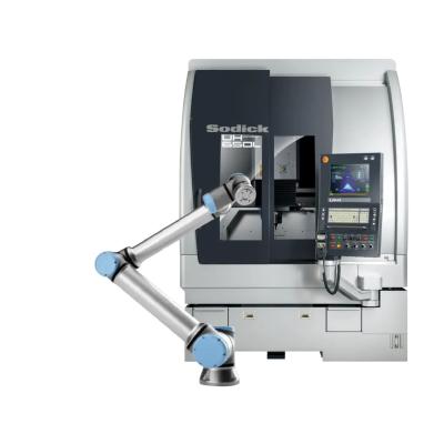 China 3 Axis CNC Machine With Collaborative Robot Arm UR10e Cobot For High Precision Milling for sale