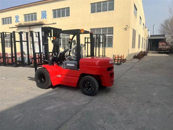 Quality 5 Tons Diesel Forklift Diesel Lift Truck CPCD50 for sale