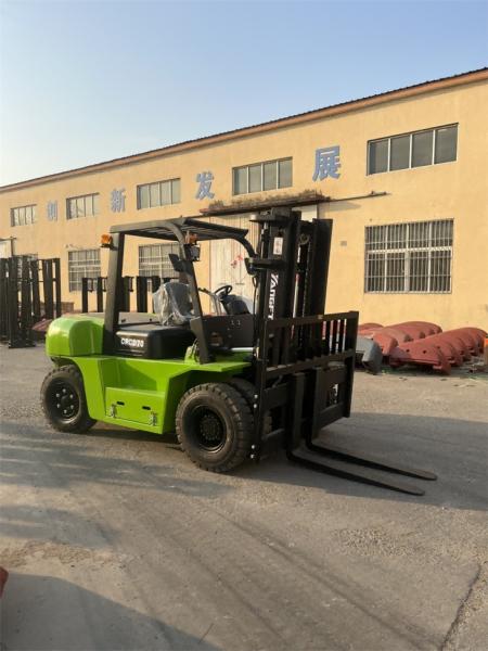 Quality Diesel Forklift 7000KG CPCD70 Forklift 7 Ton Forklift for sale