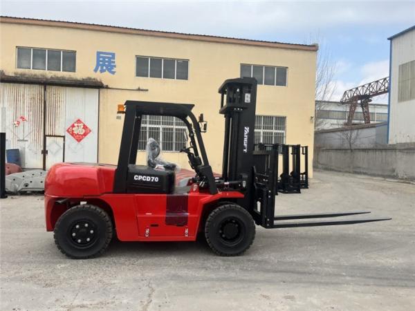 Quality Diesel Forklift 7000KG CPCD70 Forklift 7 Ton Forklift for sale