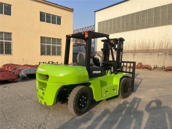 Quality Diesel Forklift 7000KG CPCD70 Forklift 7 Ton Forklift for sale