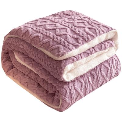 China Warm Chunky Thickened Winter Velvet Sherpa Quilt Weight Blanket for sale