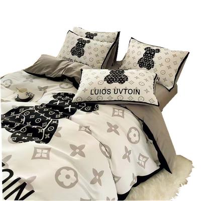 China Modern Style Cartoon White Bear Head Design Bedding Sets with 100% Polyester Material for sale