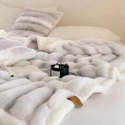 中国 素晴らしい暖かい灰色フランネル オールシーズン 超柔らかいプルーシュ 厚い毛深い毛布 ソファ 販売のため