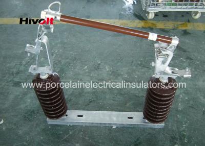 中国 46KV磁器のドロップアウトのヒューズの排気切替器のブラウン色の慣習的なタイプ 販売のため