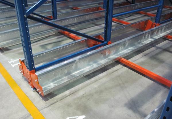 Quality Automatic Upright Shuttle Pallet Racking Storage System for sale