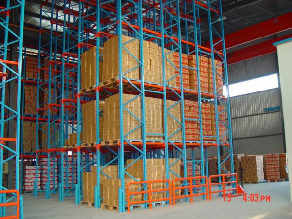 Quality 5 Layer Steel Pallet Racking Shelving Drive In Storage System Blue 500KG for sale