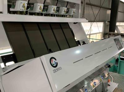 China 320 canales 5 canalizan la máquina del clasificador del color del CCD para la pimienta china en venta
