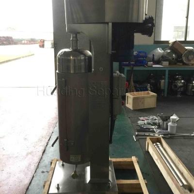 China Separador de agua tubular sólido del aceite del filtro GQ105 de la centrifugadora 6l en venta