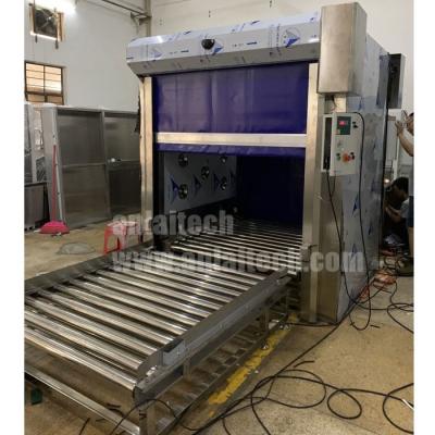 China Clean Room Purifying SS304 Goods Air Shower With Roller Conveyor De dusting tunnel for sale