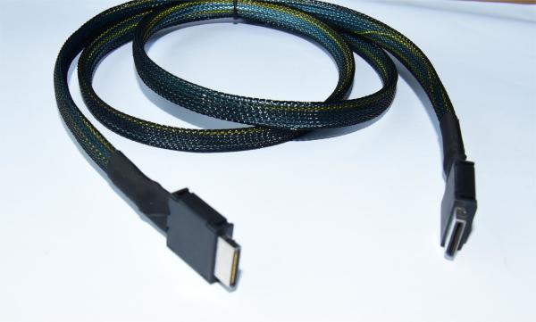 Quality USB-a to USB-a Sff8611 4X to Sff8611 4X L =1000mm 32AWG 85ohm Wire Connector for sale