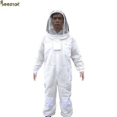 China La apicultura de alta calidad de Beestar de los guardapolvos de la apicultura equipa el traje de la apicultura de Vantilated de tres capas en venta