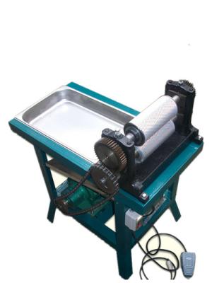 중국 양봉 장비를 위한 Beeswax 기초 기계의 전기 빗 기초 기계 판매용