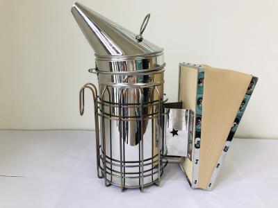 China Stainless Steel Star American Style Bee Smoker M-XL Size for sale