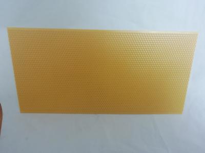 China Folhas 5.4mm amarelas plásticas da fundação da cera de abelha à venda