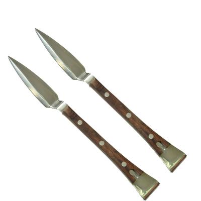 China Honey Bee Knife Beehive Tools Z Type Hive Tool With Wooden Handle Uncapping Tool for sale