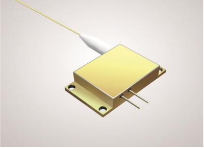 中国 940nm Wavelength 30w Fiber Coupled Diode Laser 0.22NA 販売のため