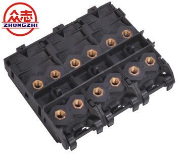 China Two Ways Automotive Blade Fuse Block Customized Type With Straight Terminal for sale