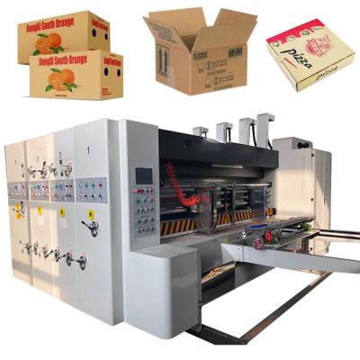 China Máquina acanalada de la fabricación de cajas de la pizza del papel del cartón con ranurar y cortar con tintas en venta