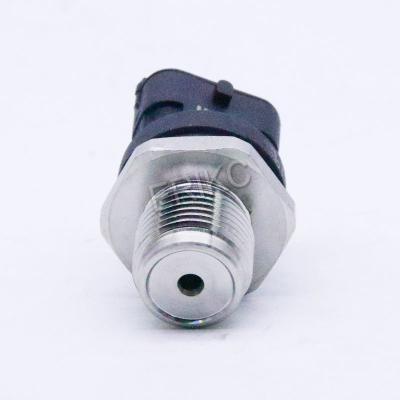 Chine ERIKC 0281002475 Common Rail Pressure Sensor Bosch 0281002788 0281002405 Sensor Position 31401-27000 à vendre