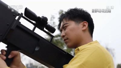 China Jammer portátil do zangão de 8 faixas anti, arma portátil do zangão de 8 canais, anti zangão portátil que bloqueia o sistema, jammer do zangão à venda