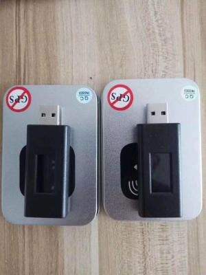 中国 USB 10m OmniのアンテナGPS信号の妨害機1550-1620MHz 販売のため