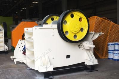 China Stable Jaw Crusher Machine , Stone Jaw Crusher 510mm-2100mm Feeding Size for sale
