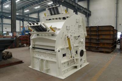 China Tamaño de alimentación 300mm-1600m m de impacto de la máquina durable de la trituradora para minar en venta