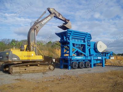 China Hydraulic Feeding 1200mm 810t/H Portable Jaw Crusher for sale