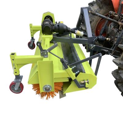 China Tractor lateral del barrido del vacío del barrendero de la yarda del PTO del cepillo del pavimento en venta