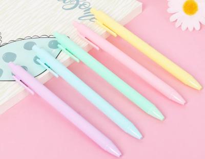 China Neutral Pen Cartoon Neutral Pen Water Pen High Beauty Candy Color Office Stationery Plastic pen for sale