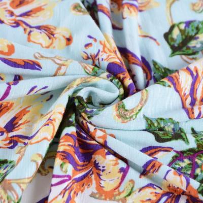 中国 Customize viable bulged 95 rayon 5 spandex knitted jersey printed rayon fabric for tops and blouses girls 販売のため