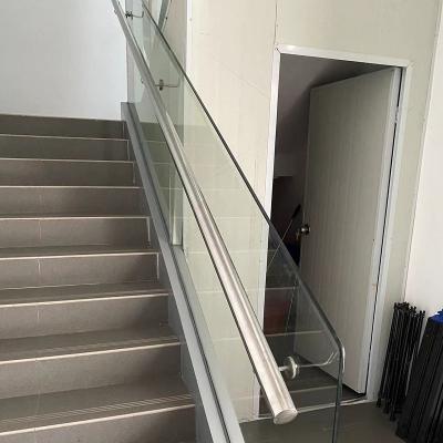 China 900mm / 1100mm Customized Handrail Glass Balustrade With 8mm - 17.5mm Glass Thickness Te koop