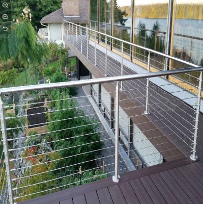 Cina 90 - 120mm Height Stair Hand Railings With Glass Thickness 8mm - 17.5mm in vendita