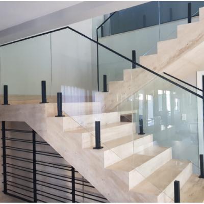 Cina Sanding Metal Frame Handrail Glass Balustrade With High Durability Weather Resistance in vendita
