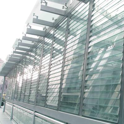 Chine Tempête extérieure en aluminium Windows, fenêtre en aluminium de T5 T6 de l'auvent 6063 à vendre