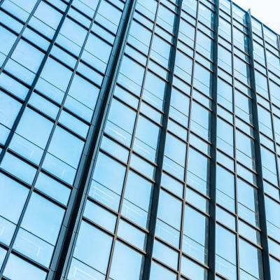 China Pared de cortina ligera de cristal del viento de la resistencia del exterior de la pared del edificio de oficinas en venta