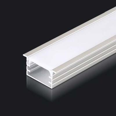 China Excelente disipación de calor Luces de aluminio LED con soportes montados con precisión en venta
