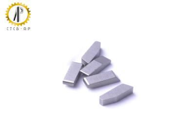 China Wood Machining Cemented  Carbide Saw Tips With Sandblasting European Standard for sale