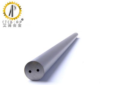 Chine Carbure de tungstène cimenté Rods avec 2 trous droits de liquide réfrigérant à vendre