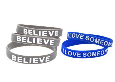 Chine Bracelets bleus ou gris de silicone de sports/bracelets faits sur commande de silicone à vendre