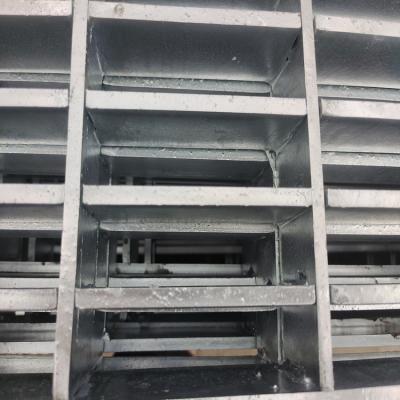 China Reja de rejilla de acero resistente de la barra de acero de los materiales de construcción en venta