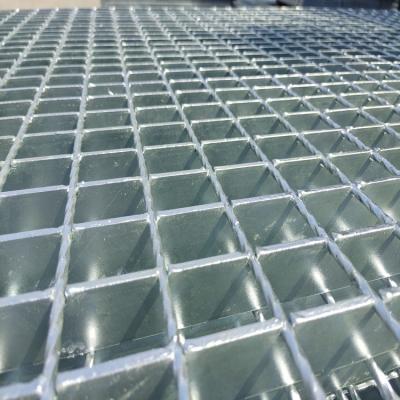 China Welding Serrated Steel Grating Floor Walkway Non Slip Platform for sale