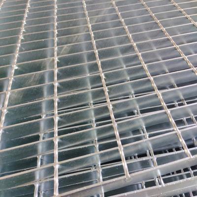 China Wastewater Equipment Platform Steel Galvanised Grating Pedestrian Channel Step Plate for sale